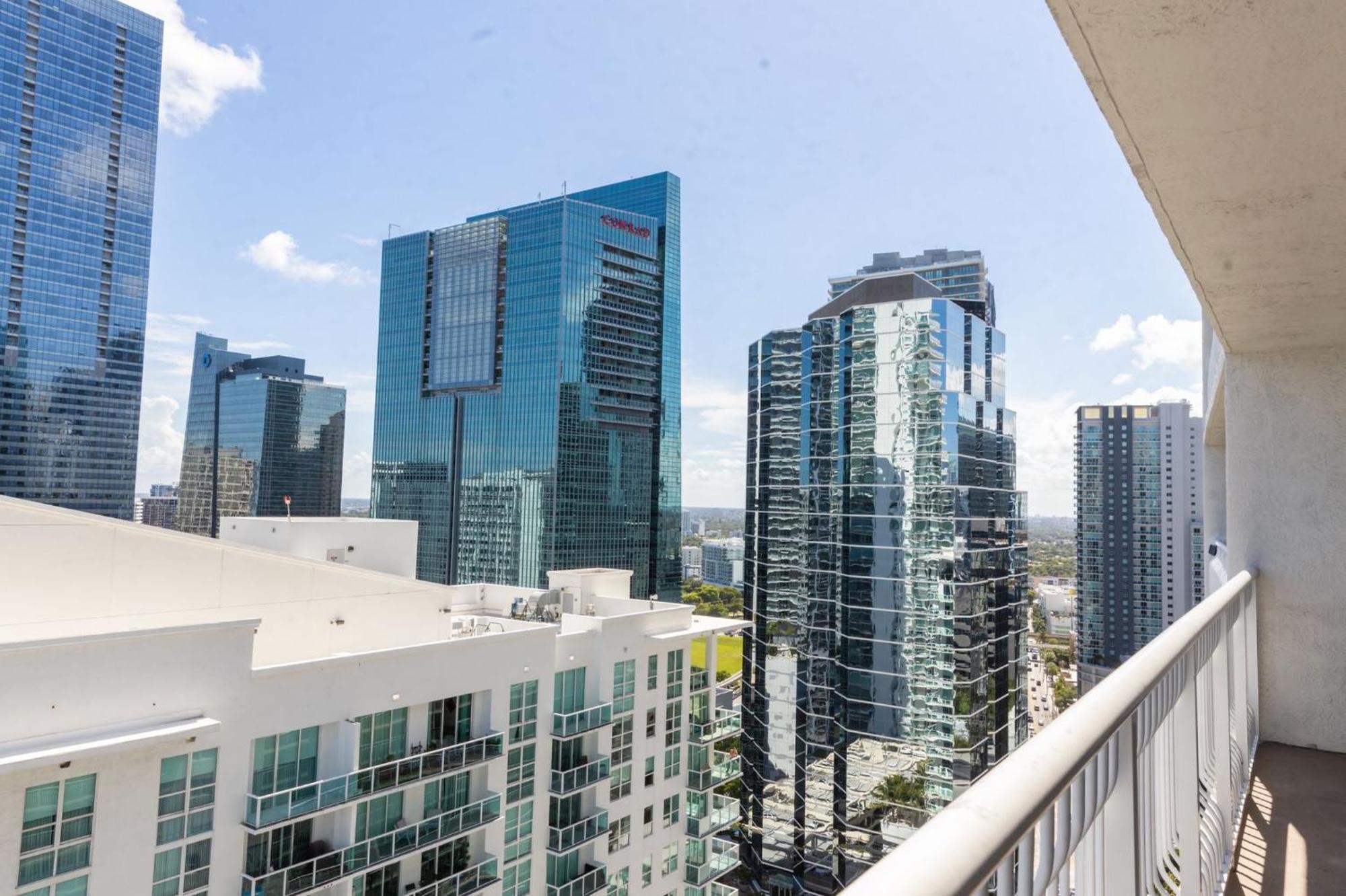 Brickell Apartments With Oceanview Майами Экстерьер фото